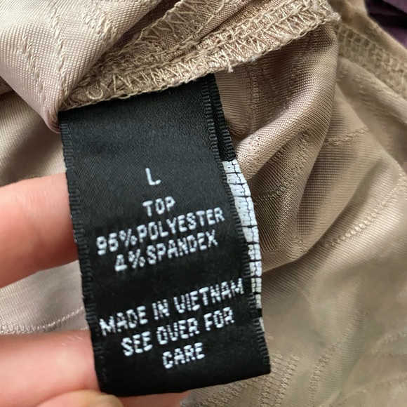 AGB blouse - Picture 8 of 12